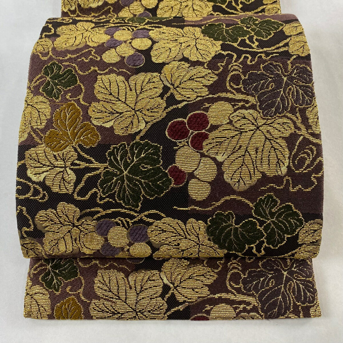 袋帯 逸品 落款あり 葡萄唐草 金糸 金華山織 灰紫 六通 正絹 【中古】