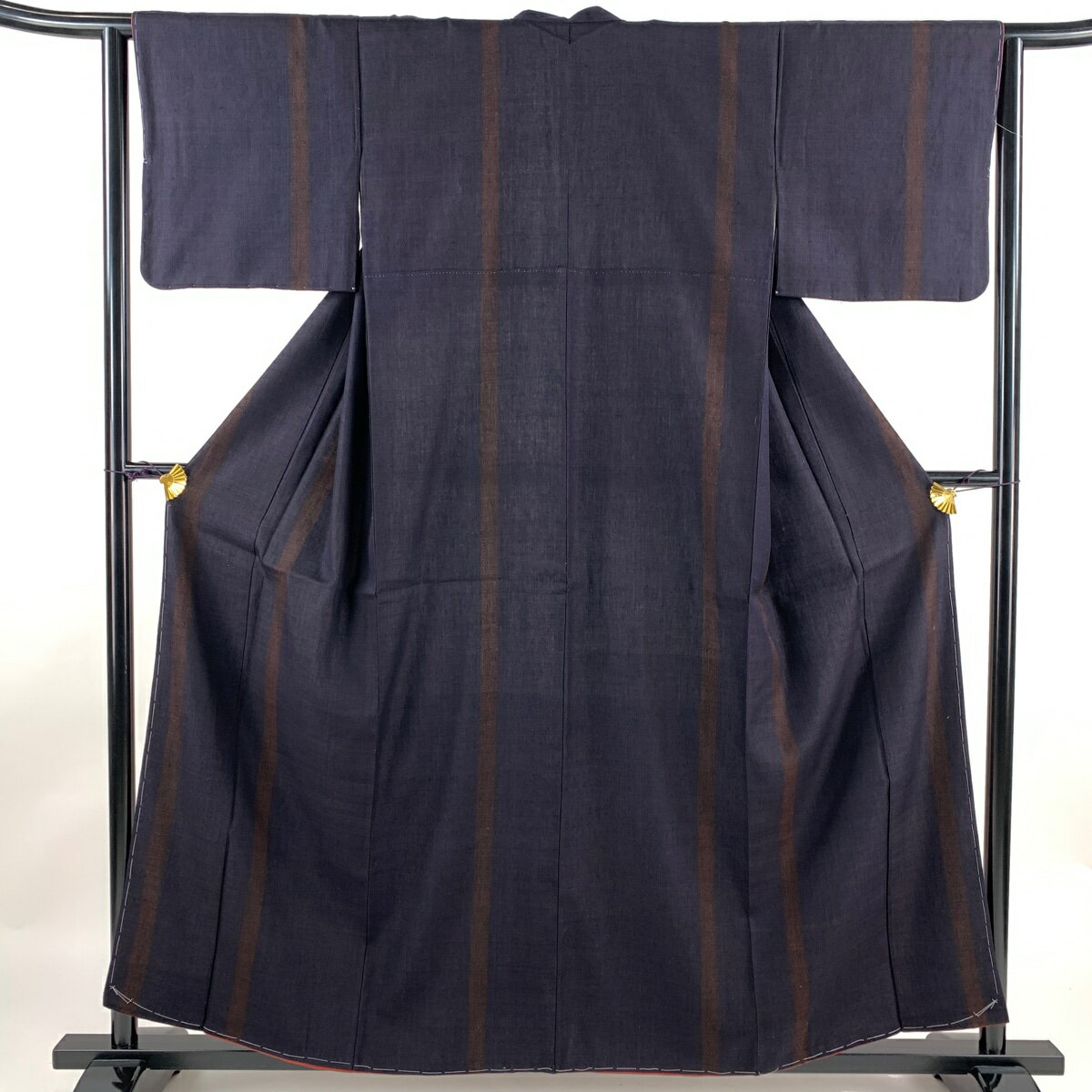 【最終値引き】 紬 身丈158.5cm 裄丈63.5cm S 袷 幾何学 縦縞 濃紫 正絹 美品 秀品 【中古】 msp70