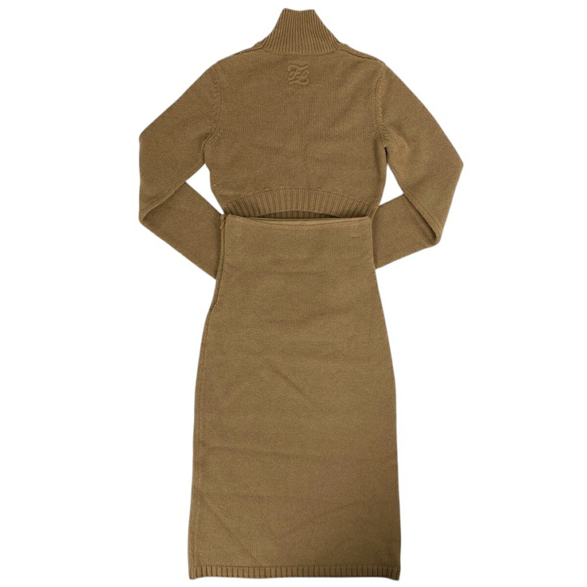 フェンディ FENDI 長袖セーター スカート セットアップ ニット ショートトップス タイトスカート スーツ上下 スーツ上下 カシミヤ レーヨン ポリエステル ブラウン レディース 【中古】