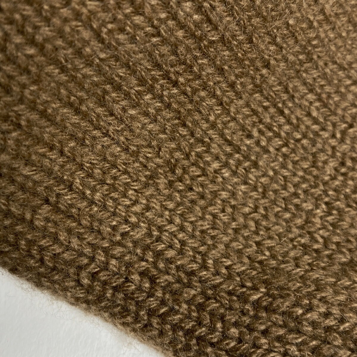 フェンディ FENDI 長袖セーター スカート セットアップ ニット ショートトップス タイトスカート スーツ上下 スーツ上下 カシミヤ レーヨン ポリエステル ブラウン レディース 【中古】