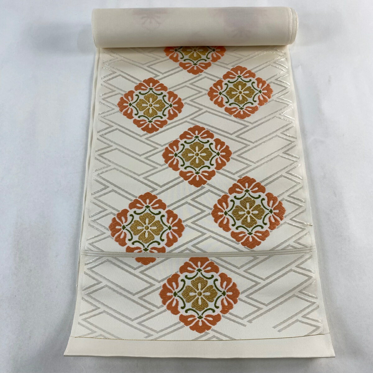 反物 逸品 帯反物 華文 金糸 刺繍 クリーム 正絹 【中古】