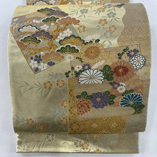 袋帯 秀品 笠松 菊 金糸 唐織 金色 六通 正絹 【中古】 msp30 袋帯 秀品 笠松 菊 金糸 唐織 金色 六通 正絹 【中古】 msp30