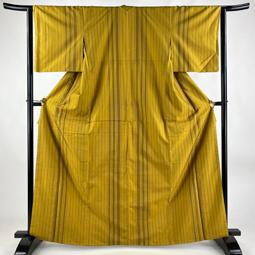 紬 身丈164.5cm 裄丈63.5cm S 袷 縦縞 変わり市松 山吹色 正絹 美品 逸品 【中古】 紬 身丈164.5cm 裄丈63.5cm S 袷 縦縞 変わり市松 山吹色 正絹 美品 逸品 【中古】