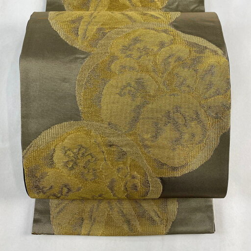 袋帯 美品 秀品 落款あり 関西仕立て 笹 梅 金糸 金色 六通 正絹 【中古】 袋帯 美品 秀品 落款あり 関西仕立て 笹 梅 金糸 金色 六通 正絹 【中古】