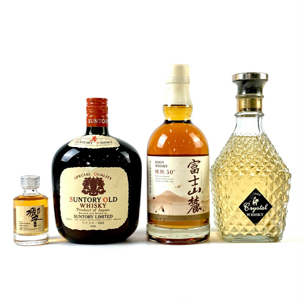 ブランド状態ランク ランクB 品名 サントリー キリン モンデ酒造 原産国 日本 コメント Suntory 響 17年 ミニボトル 50ml 1本 Suntory オールド寿 760ml 1本 KIRIN 富士山麓 樽熟原酒 50度 600ml 1本 Monde クリスタル 720ml 1本 ※こちらの商品の発送は東京都内限定です。 ※日本国外へ配送はできません。※ウイスキー・ブランデーなどコルク栓の場合、開栓時にコルクが破損する可能性があります。未開封品につき、味・品質・コルク破損等は無保証となります。ご理解、ご認識の上ご注文ください。 注意 ●20歳未満の飲酒は法律で禁じられている為、20歳以上の年齢であることを確認できない場合には代理購入を含め、酒類の販売をいたしません。ご注文の際には、必ず備考欄へ生年月日をご記入下さい。 ●国産メーカーのお酒類は酒類販売免許の条件により、発送先住所が東京都内の方のみ限定とさせていただきます。 ●当店取扱いのお酒は全て1点物で試飲ができない為、味や香り等の品質の保証ができません。中古・古酒の特性を十分ご理解のうえご購入下さい。 沈殿物などある場合がございますが原酒の香味成分などが固形化したもので、飲んでしまわれても問題ございませんのでご安心ください。 ●酒類の海外発送及び、ブランド品などとの同梱発送は行っておりません。 ●掲載商品は複数店舗で同時販売している為、注文を頂いた時点で在庫がない場合がございます。万が一欠品の際はご容赦ください。 【当店を装った悪質サイトにご注意ください!!】 当店の商品画像や商品情報を不正に盗用した『偽サイト』の存在を確認しております。弊社とは一切関係がございません。被害にあわれない為にも閲覧・購入には十分ご注意ください。 酒販免許 四法830