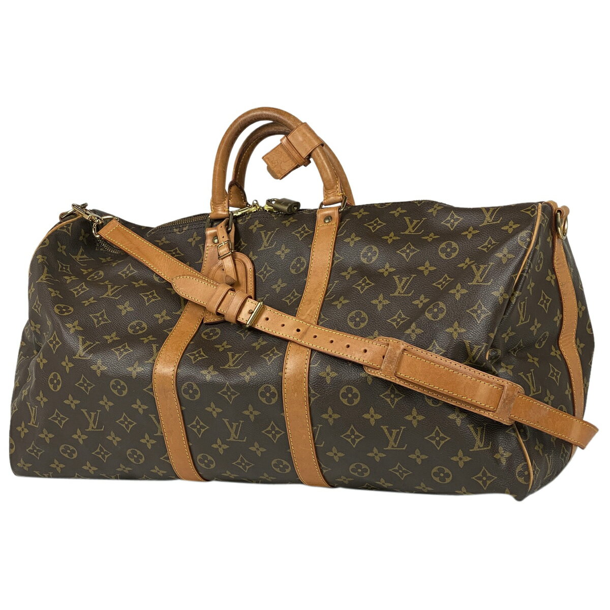 ブランド名 ルイ・ヴィトン/Louis Vuitton ブランド状態ランク ランクB タイプ キーポル バンドリエール 55 ライン 旅行 出張 型番 M41414 対象 レディース シリアル TH1914 幅 約55cm 高さ 約30cm 奥行き 約25cm 素材 モノグラム 表記カラー ブラウン コメント 中古品の為、型崩れ、ストラップにへたれ、ヌメ革にヤケやシミ、ひび割れや亀裂、毛羽立ち、全体的にスレやキズ、シワや汚れ、金具に小キズやくすみ、剥がれや青錆、生活臭など使用感あり。鍵欠品の為、パドロック開閉不可。 付属品 ショルダーストラップ、パドロック、ポワニエ、ネームタグ 注意 ●ご利用のモニター環境により実際の色と色合いが違って見える場合があります。●掲載商品は複数店舗で同時販売している為、注文を頂いた時点で在庫がない場合がございます。万が一欠品の際はご容赦ください。 【当店を装った悪質サイトにご注意ください!!】当店の商品画像や商品情報を不正に盗用した『偽サイト』の存在を確認しております。弊社とは一切関係がございません。被害にあわれない為にも閲覧・購入には十分ご注意ください。