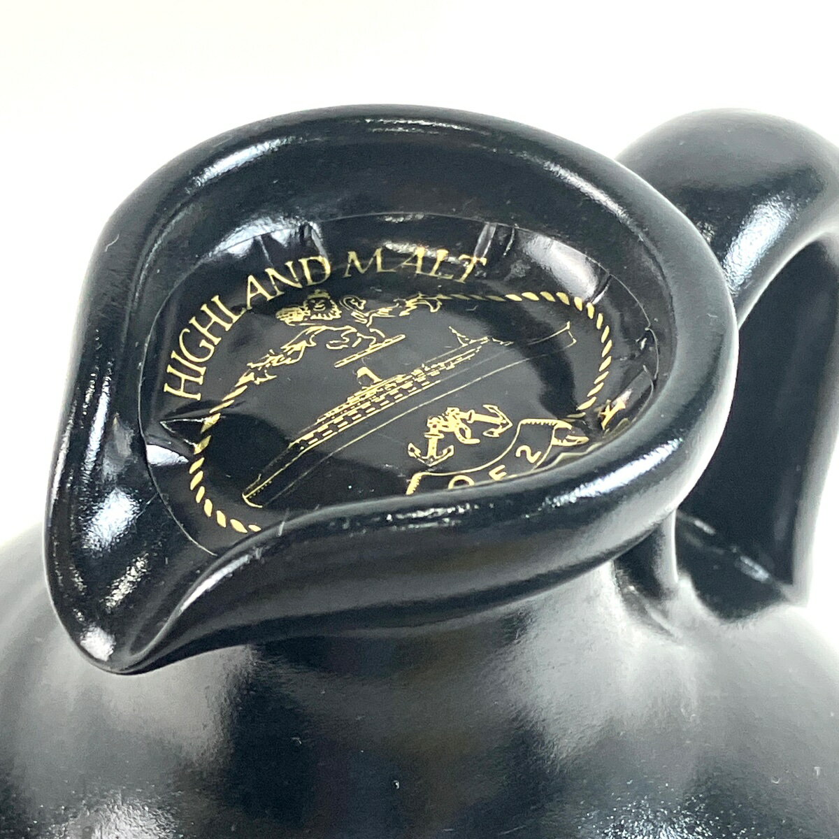 クイーンエリザベス2世 QE2 黒陶器 750ml スコッチウイスキー シングルモルト 【中古】
