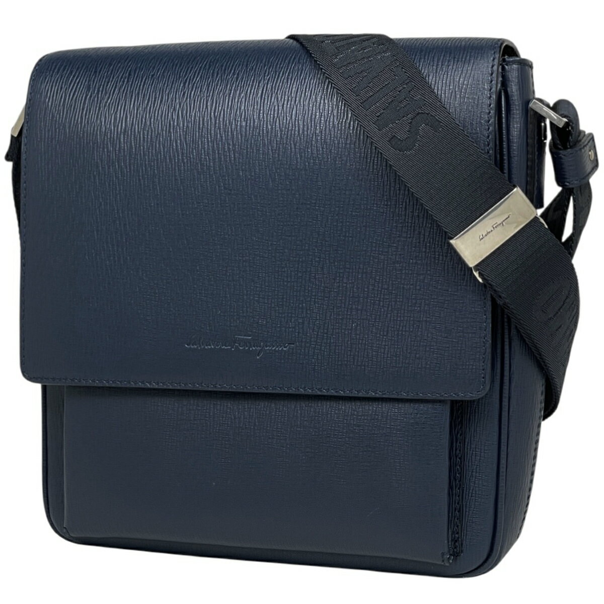 【美品】サルヴァトーレ フェラガモ ショルダーバッグ レザー ネイビー 斜め掛け 楽天市場】フェラガモ ショルダーバッグ ネイビーの通販