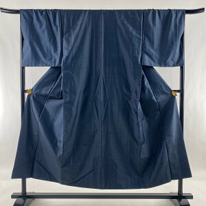男着物 美品 秀品 アンサンブル 紬地 幾何学模様 紺色 袷 身丈151cm 裄丈69cm L 正絹 バーゲン