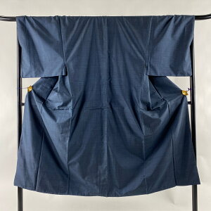 男着物 優品 紬 亀甲絣 紺色 袷 身丈141.5cm 裄丈70cm M 正絹 通販