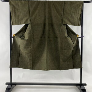 男着物 美品 優品 紬 茶緑色 薄物 身丈131.5cm 裄丈67.5cm S 正絹 キャンペーン