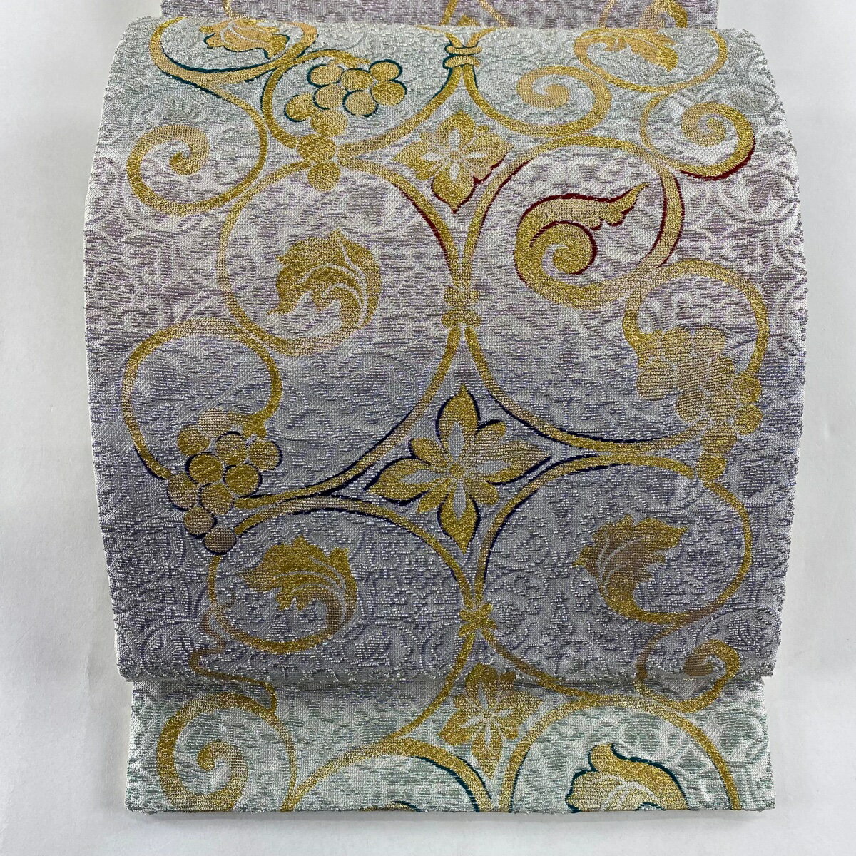 50％OFF 袋帯 美品 逸品 落款あり 金華燦箔織 誉田屋源兵衛 葡萄唐草 金糸 箔 薄紫 六通 正絹 【中古】 msp50のサムネイル