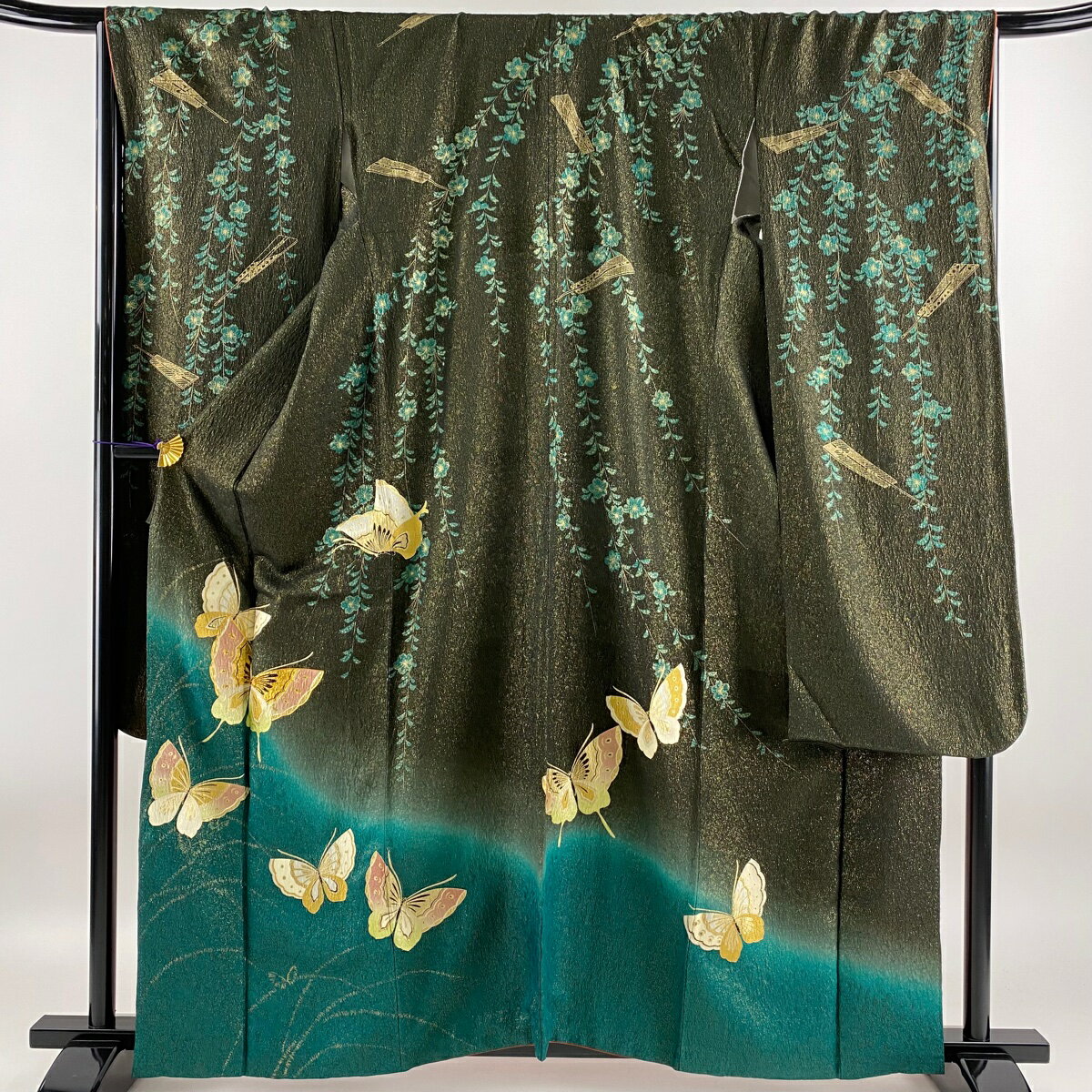 振袖 身丈161cm 裄丈68cm L 袷 蝶 枝垂れ桜 金通し 金彩 墨色 正絹 名品 【中古】のサムネイル