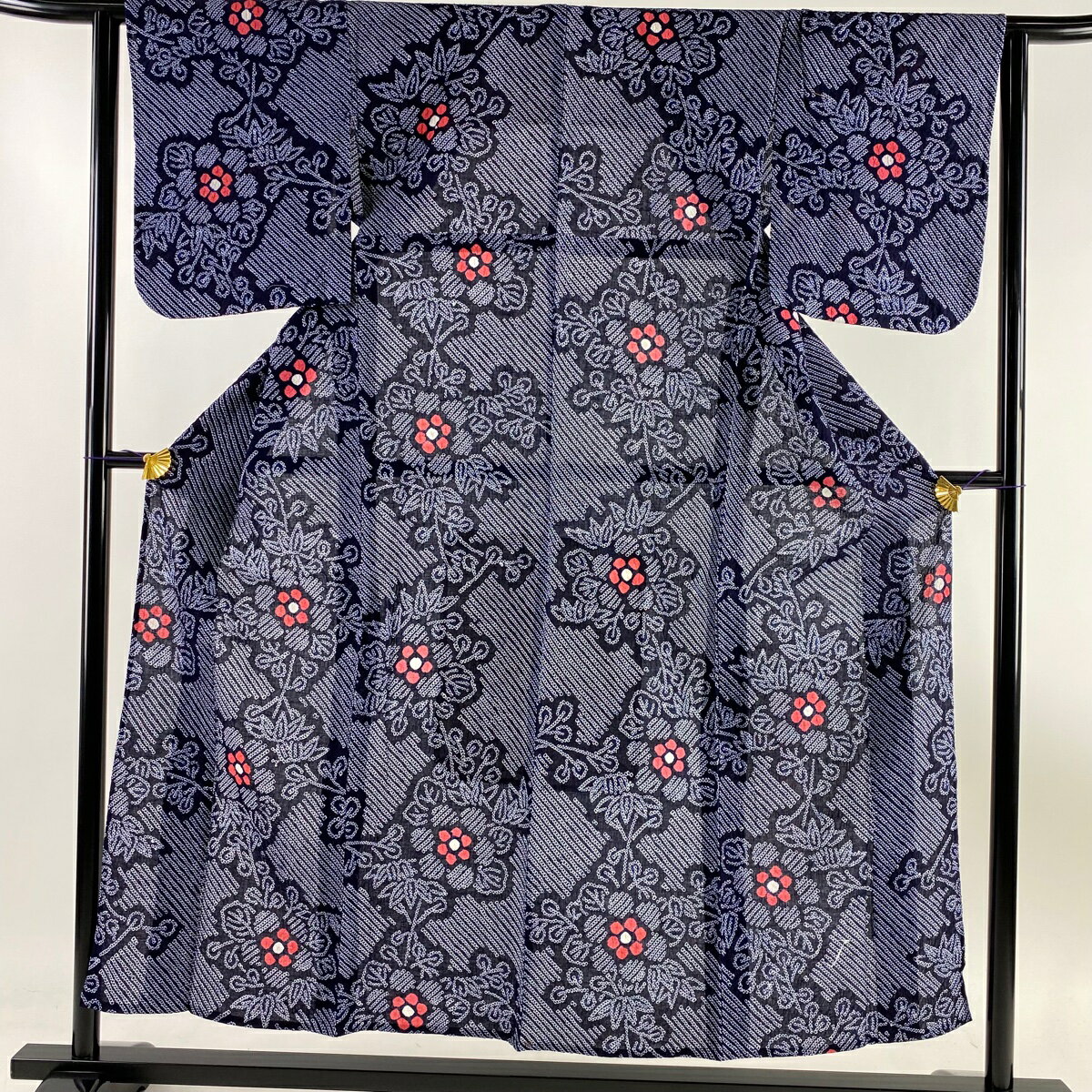 30％OFF 浴衣 身丈153.5cm 裄丈62.5cm S 草花 濃紺 綿 名品  msp30