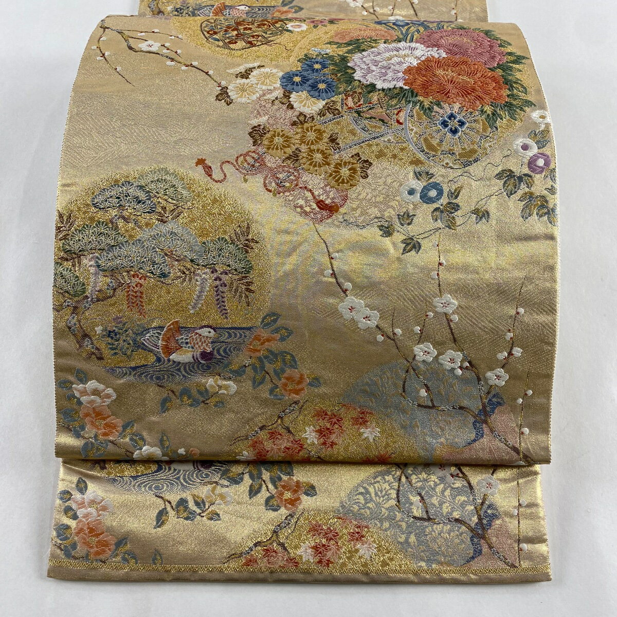 袋帯 美品 秀品 関西仕立て 花車錦彩丸文 本金箔 唐織 金色 六通 正絹 【中古】 msp50