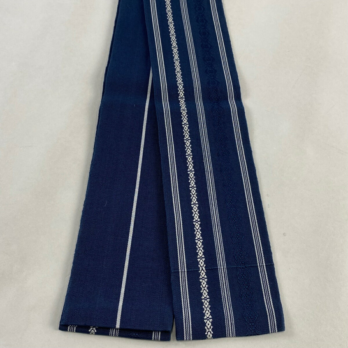 【在庫一掃】 角帯 美品 優品 縞 幾何学 藍色 正絹 【中古】