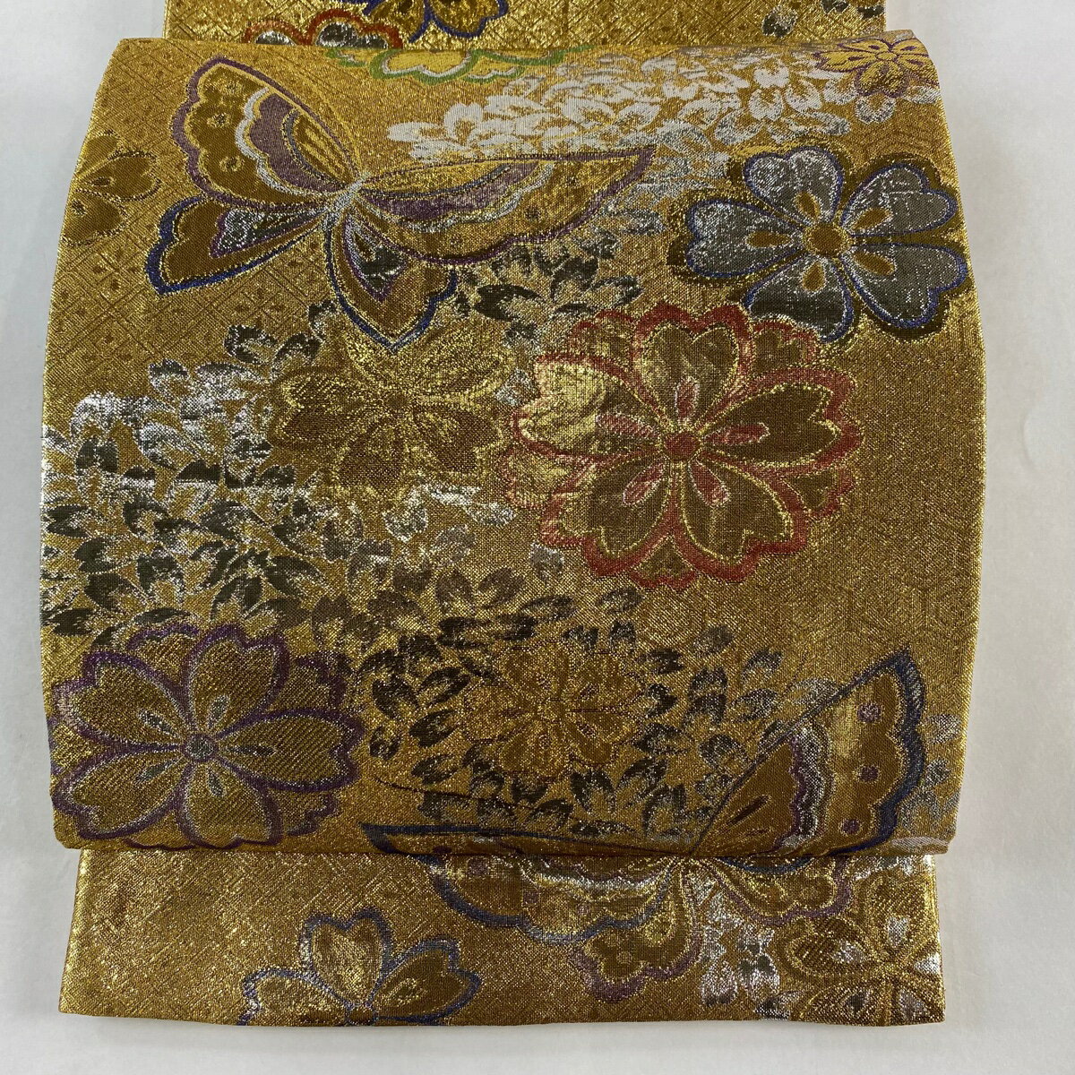 【在庫一掃】 袋帯 美品 秀品 振袖向き 蝶 桜 箔 金色 六通 正絹 【中古】