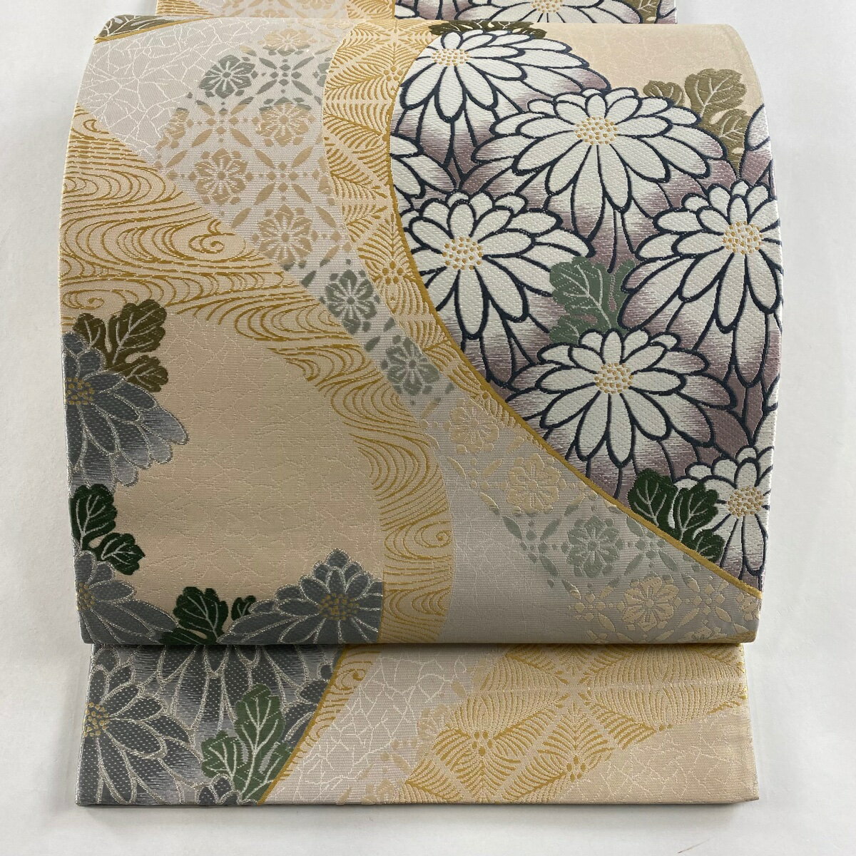 袋帯 美品 名品 菊 若松 銀糸 唐織 薄オレンジ 六通 正絹 【中古】