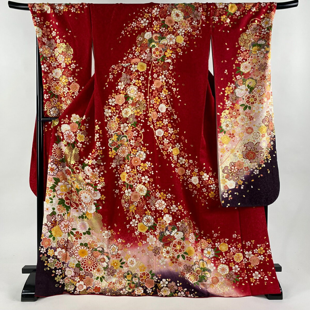 振袖 身丈171cm 裄丈72.5cm L 袷 薬玉 草花 銀通し 箔 赤 正絹 逸品 【中古】