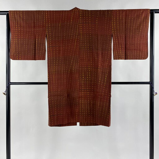 道中着 身丈104.5cm 裄丈63cm S 紬地 和装コート 幾何学模様 赤茶 正絹 美品 秀品 【中古】 msp30 道中着 身丈104.5cm 裄丈63cm S 紬地 和装コート 幾何学模様 赤茶 正絹 美品 秀品 【中古】 msp30