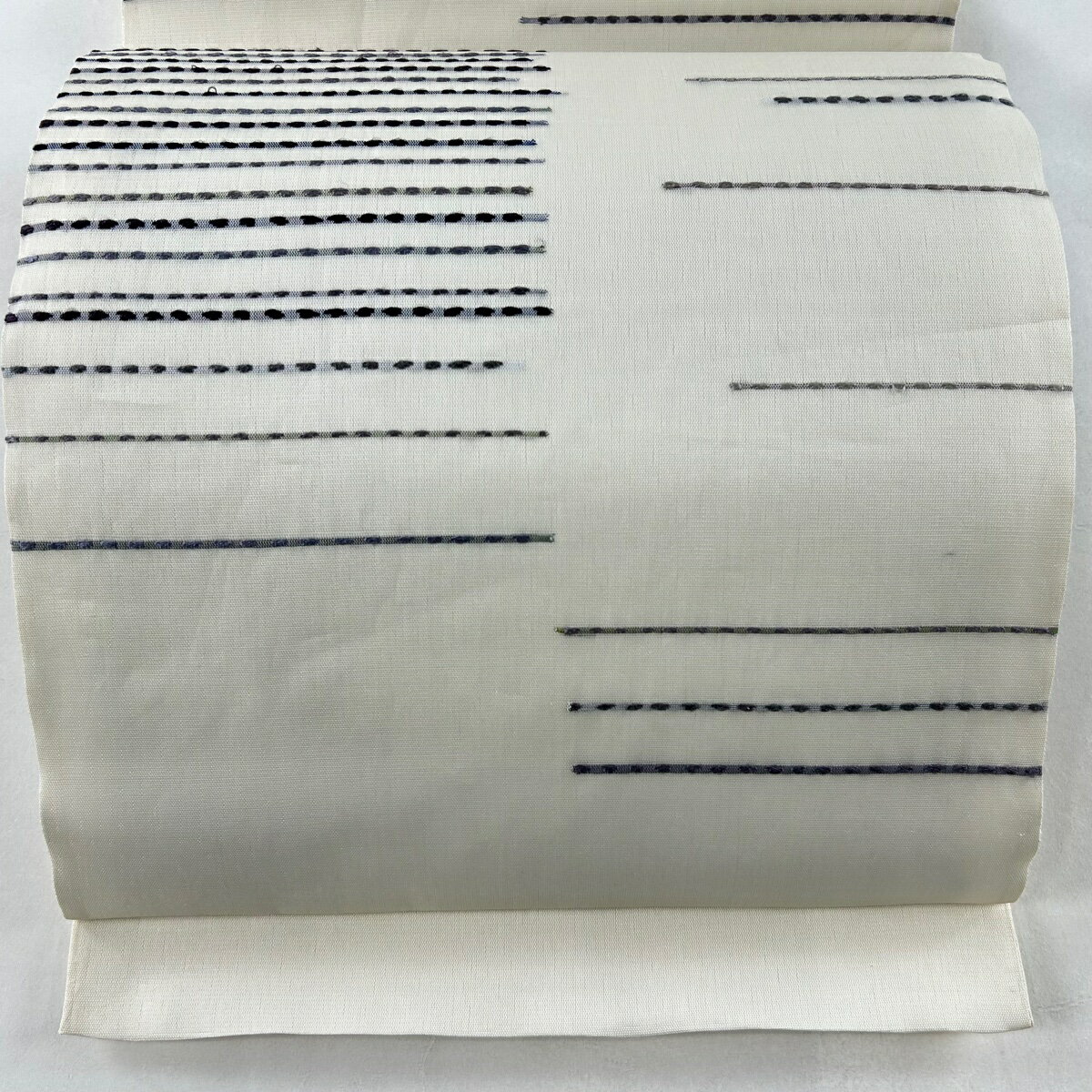 袋帯 美品 秀品 夏帯 縞 クリーム お太鼓柄 正絹 【中古】