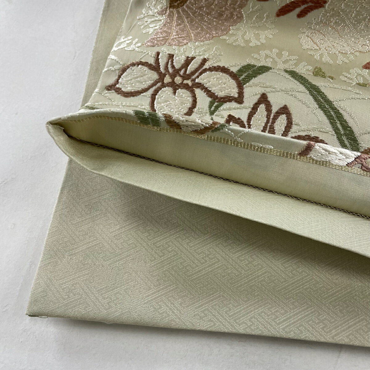 袋帯 美品 秀品 草花 流水 刺繍 金糸 灰緑 六通 正絹 【中古】 msp50