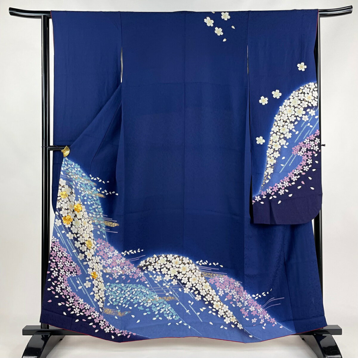 振袖 身丈160cm 裄丈65cm M 袷 鈴乃屋 桜 霞 金糸 刺繍 紺色 正絹 名品 【中古】