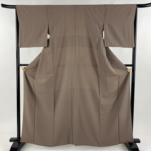 小紋 身丈163cm 裄丈65cm M 袷 市松模様 茶色 正絹 美品 名品 【中古】 小紋 身丈163cm 裄丈65cm M 袷 市松模様 茶色 正絹 美品 名品 【中古】