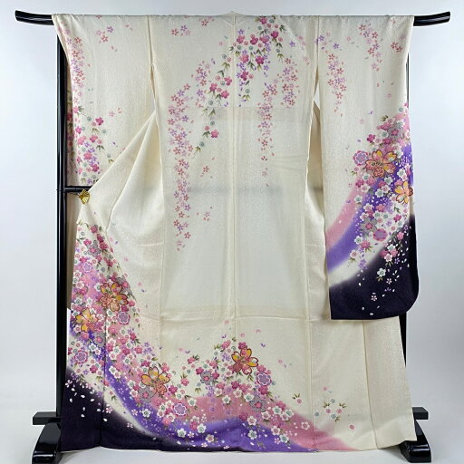 振袖 身丈172cm 裄丈68cm L 袷 桜 花びら 金通し 箔 白 正絹 美品 逸品 【中古】 振袖 身丈172cm 裄丈68cm L 袷 桜 花びら 金通し 箔 白 正絹 美品 逸品 【中古】