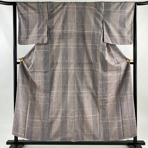 紬 身丈156.5cm 裄丈65cm M 袷 縞 灰紫 正絹 美品 名品 【中古】 紬 身丈156.5cm 裄丈65cm M 袷 縞 灰紫 正絹 美品 名品 【中古】