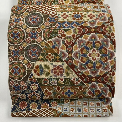 袋帯 美品 逸品 華文 草花 金糸 相良刺繍 茶色 六通 正絹 【中古】 msp30 袋帯 美品 逸品 華文 草花 金糸 相良刺繍 茶色 六通 正絹 【中古】 msp30