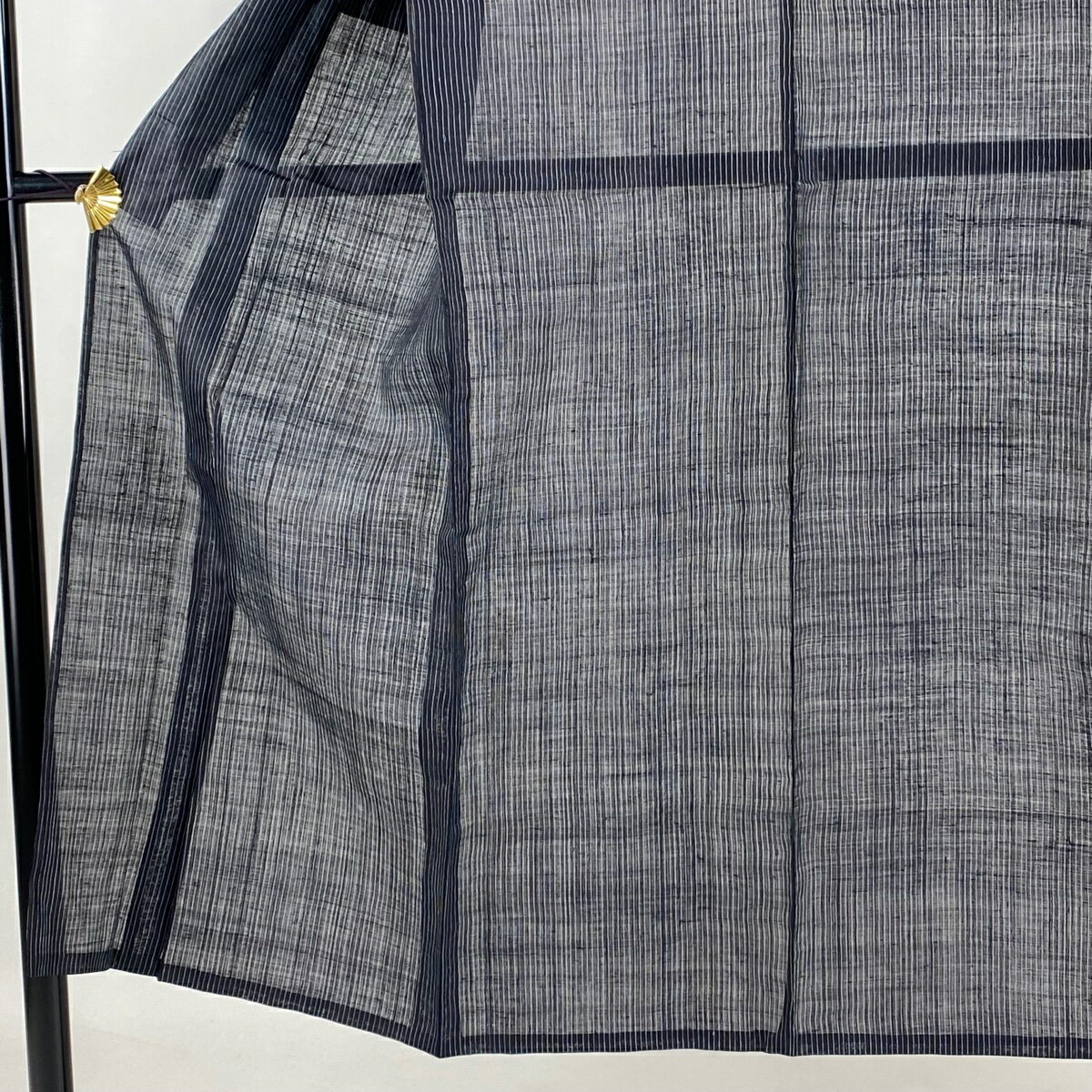 男着物 身丈144.5cm 裄丈66cm M 薄物 夏紬地 縦縞 濃紺 正絹 美品 逸品 【中古】 msp30