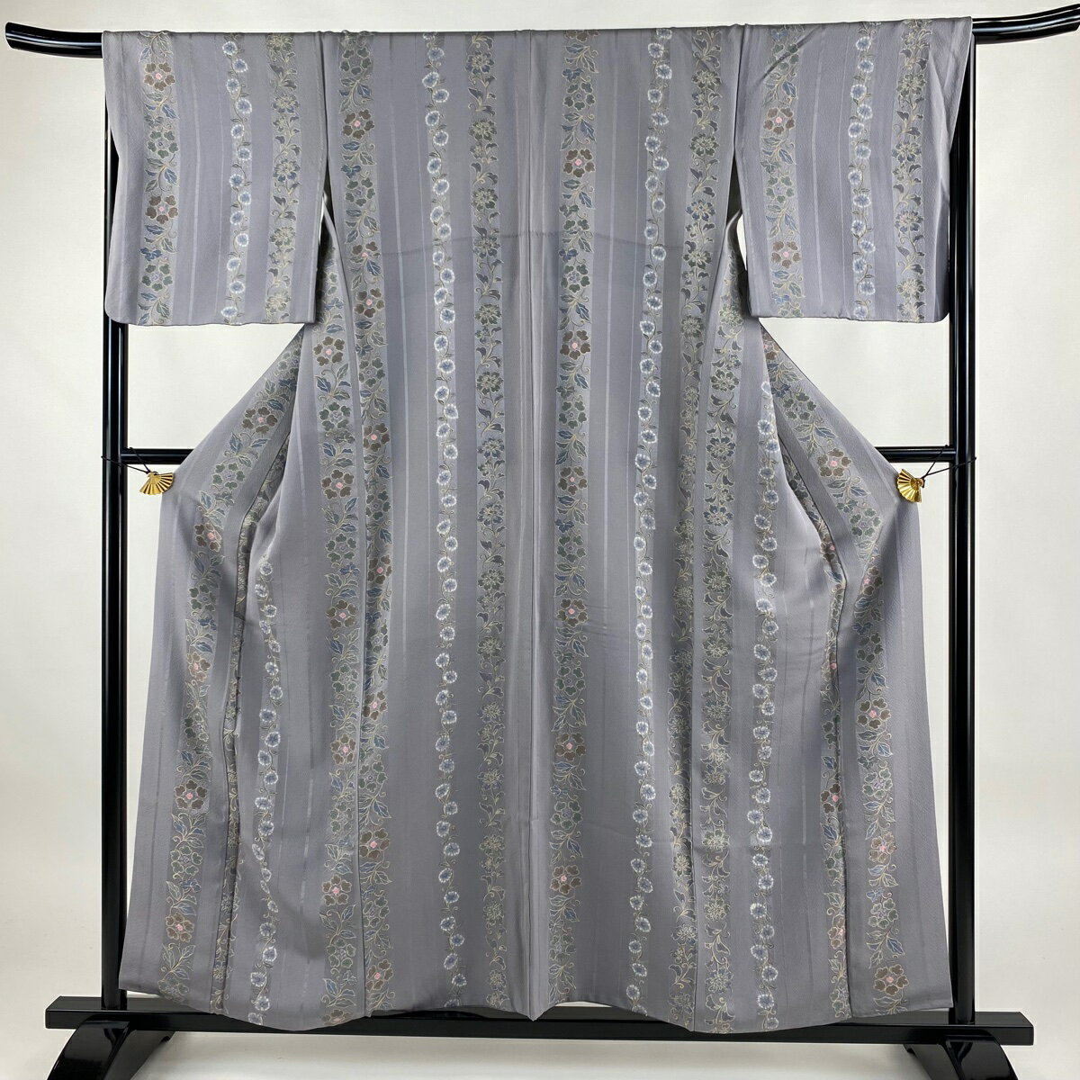 小紋 身丈157.5cm 裄丈66cm M 袷 草花 縞 灰紫 正絹 名品 【中古】