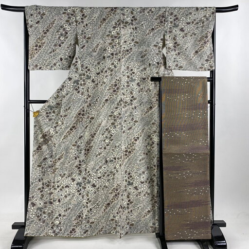 小紋 身丈165.5cm 裄丈65cm M 袷 袋帯セット 草花 金通し 金彩 灰白 正絹 美品 秀品 【中古】 小紋 身丈165.5cm 裄丈65cm M 袷 袋帯セット 草花 金通し 金彩 灰白 正絹 美品 秀品 【中古】