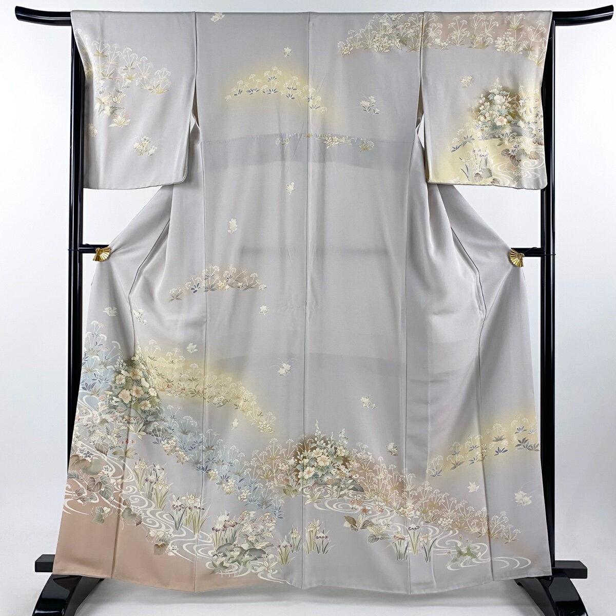 訪問着 身丈162cm 裄丈66.5cm M 袷 草花 流水 金糸 金彩 灰紫 正絹 逸品 一つ紋 【中古】