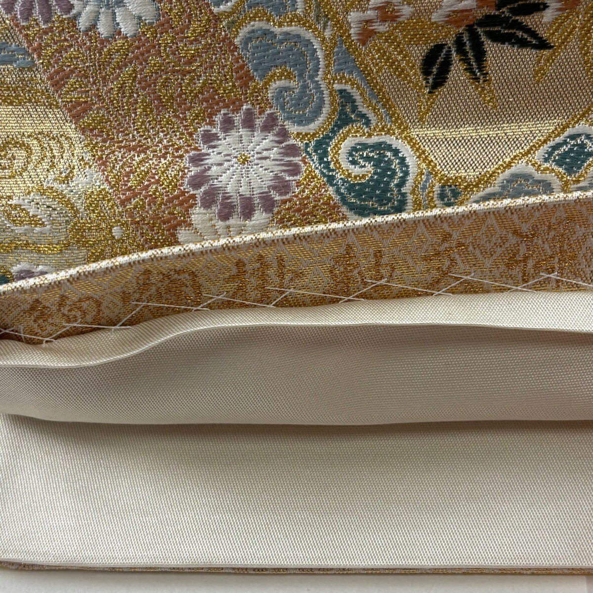 袋帯 秀品 関西仕立て 鳳凰 松竹梅 箔 金糸 金色 六通 正絹 【中古】