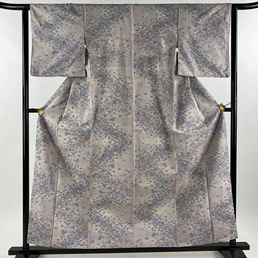 大島紬 身丈158.5cm 裄丈62cm S 袷 証紙あり 花 薄紫 正絹 美品 逸品 【中古】 大島紬 身丈158.5cm 裄丈62cm S 袷 証紙あり 花 薄紫 正絹 美品 逸品 【中古】