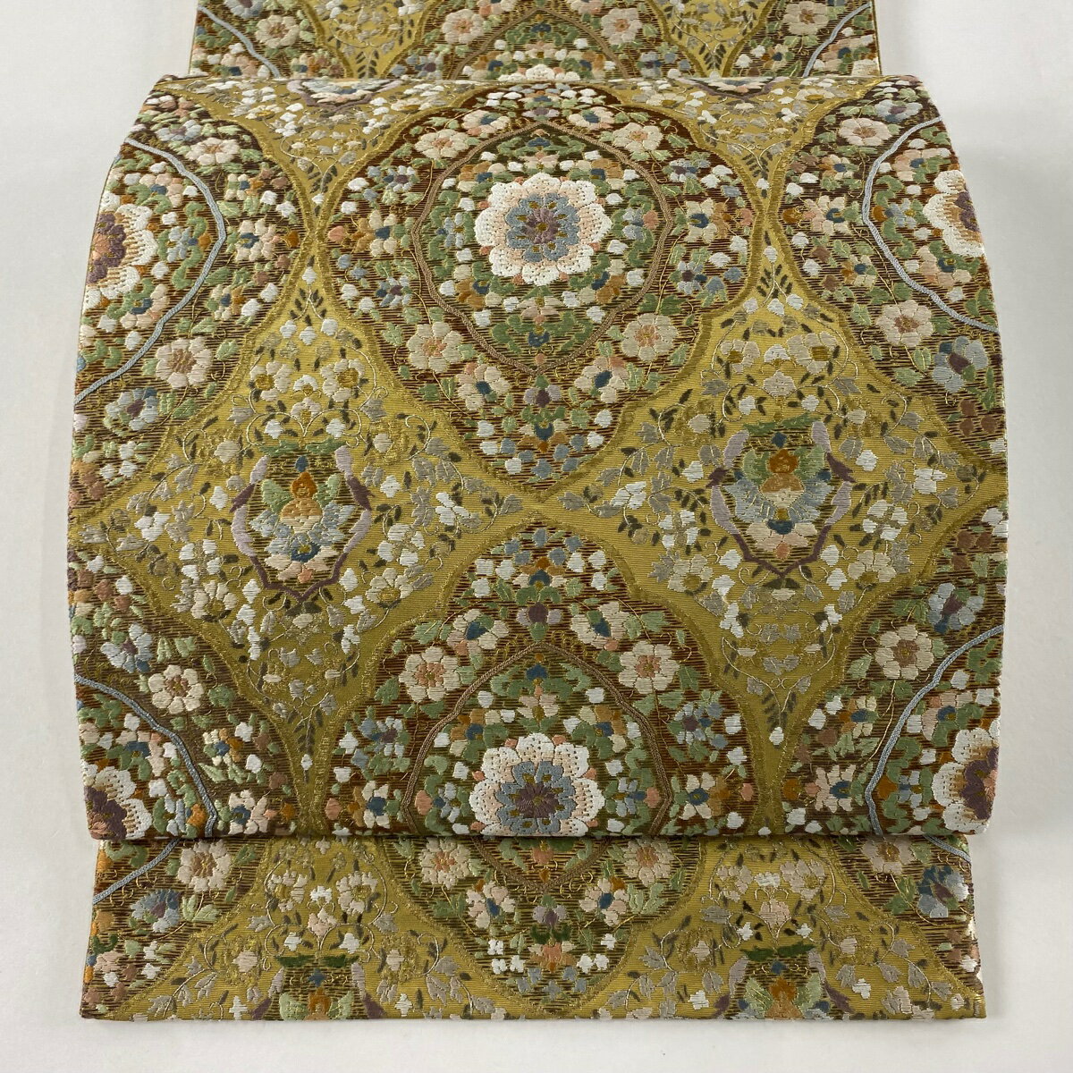 袋帯 逸品 華文 草花 刺繍 金銀糸 鶯色 六通 正絹 【中古】