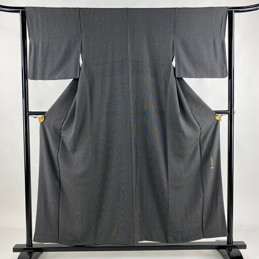 江戸小紋 身丈154cm 裄丈62cm S 袷 落款あり 角通し 墨色 正絹 美品 名品 【中古】 江戸小紋 身丈154cm 裄丈62cm S 袷 落款あり 角通し 墨色 正絹 美品 名品 【中古】