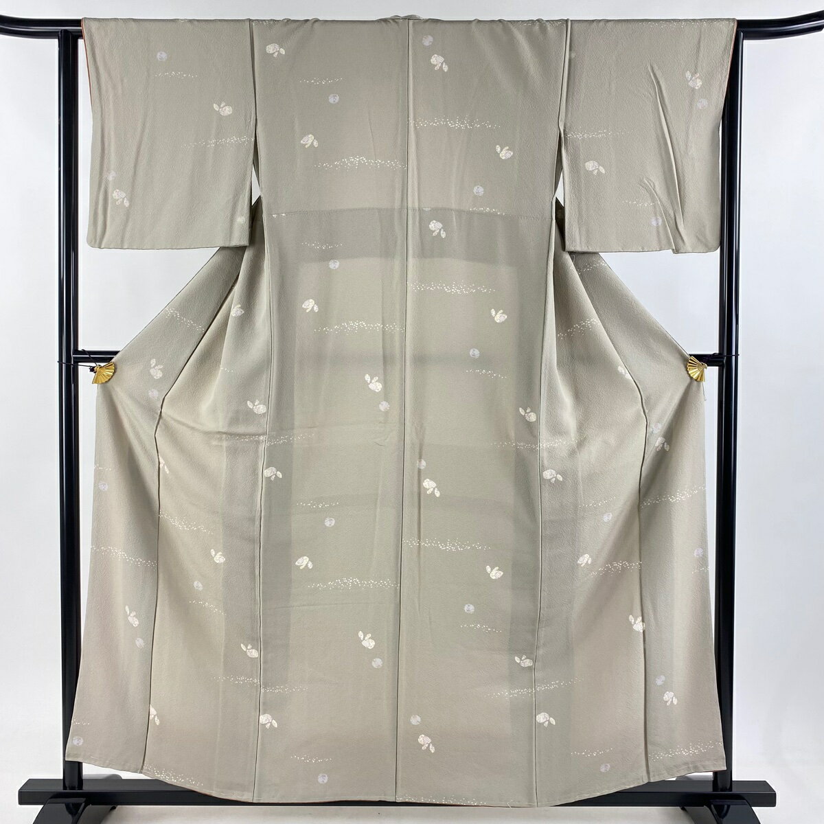 小紋 身丈156cm 裄丈64cm M 袷 うさぎ 霞 縮緬 灰茶 正絹 秀品 【中古】