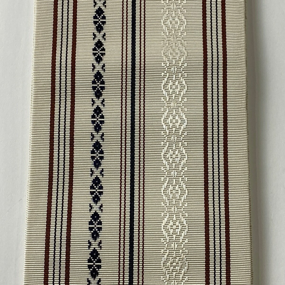 角帯 優品 証紙あり 本場博多織 献上柄 クリーム 正絹 【中古】