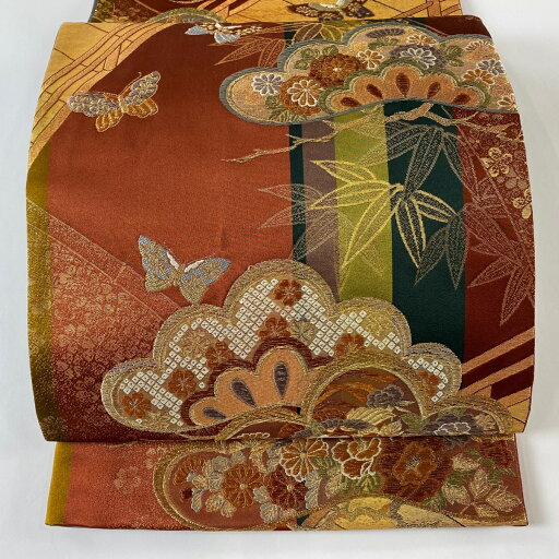 袋帯 秀品 笠松 蝶 金糸 箔 えんじ色 六通 正絹 【中古】 袋帯 秀品 笠松 蝶 金糸 箔 えんじ色 六通 正絹 【中古】