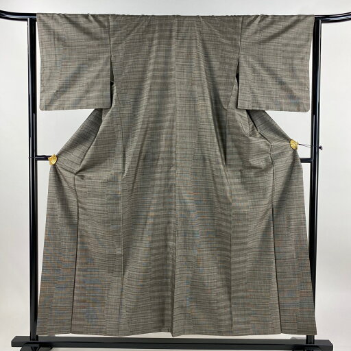 紬 身丈153.5cm 裄丈63cm S 袷 縞縞 焦茶色 正絹 美品 秀品 【中古】 紬 身丈153.5cm 裄丈63cm S 袷 縞縞 焦茶色 正絹 美品 秀品 【中古】