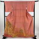 色留袖 身丈162.5cm 裄丈66cm M 袷 和田光正 落款あり 草花 花唐草 金彩 螺鈿 サーモンピンク 正絹 名品 一つ紋 【中古】