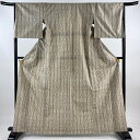 紬 身丈163.5cm 裄丈67cm M 単衣 縦縞 薄茶色 正絹 名品 【中古】
