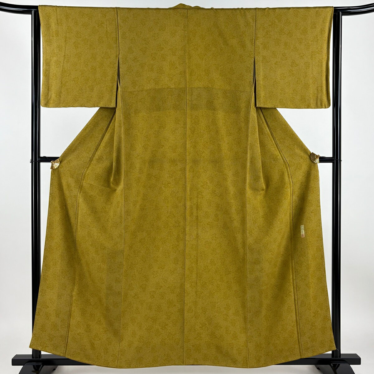 【在庫一掃】 江戸小紋 身丈158.5cm 裄丈63cm S 袷 人間国宝 中村勇二郎 落款あり 雲中供養菩薩 黄土色 正絹 美品 逸品 【中古】