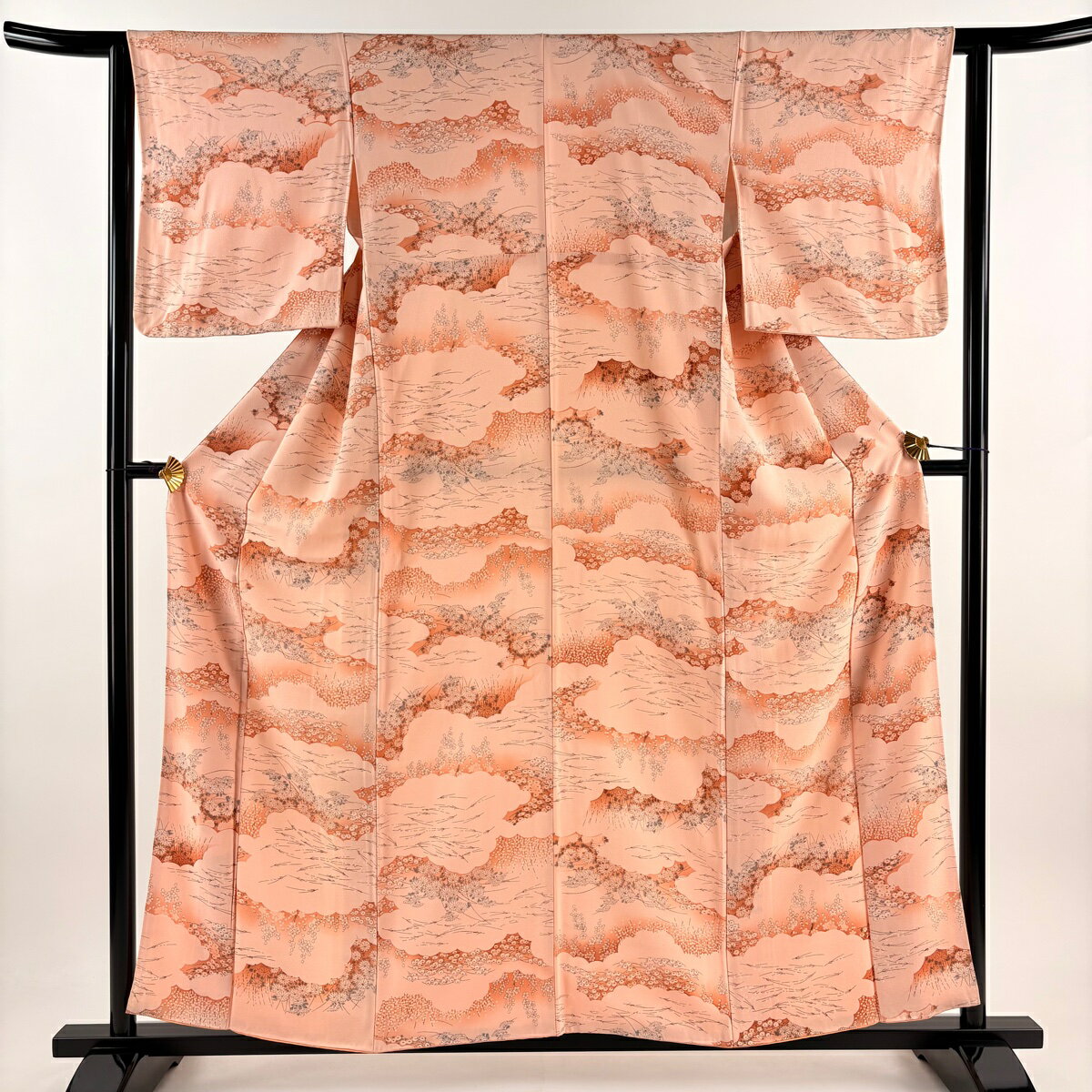 小紋 身丈158cm 裄丈63cm S 袷 雲文 松葉 サーモンピンク 正絹 美品 優品 【中古】