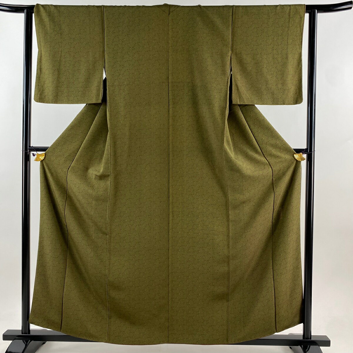 【最終値引き】 江戸小紋 身丈158cm 裄丈62cm S 袷 人間国宝 中村勇二郎 落款あり 古代菊 茶緑色 正絹 名品 【中古】 msp50