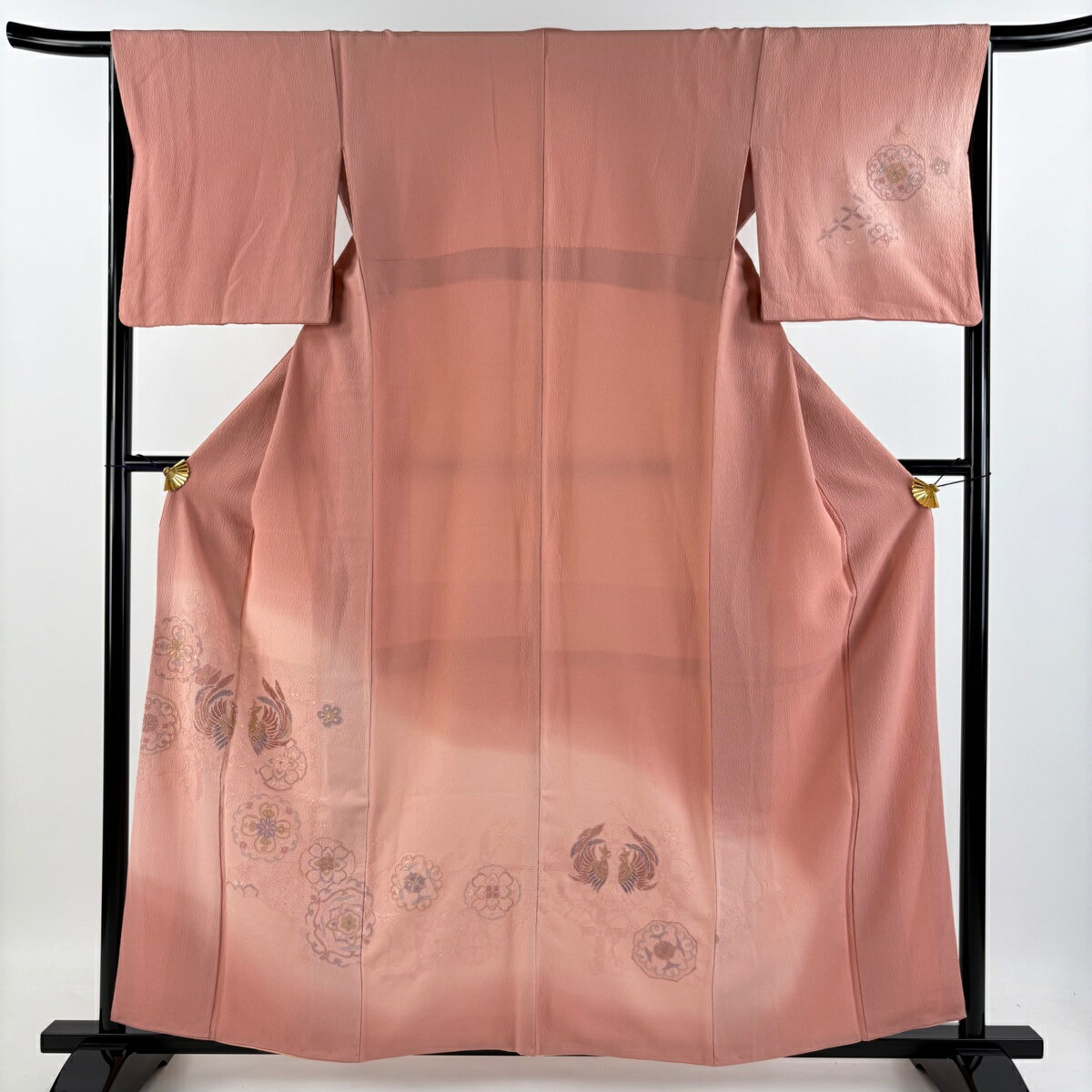 付下げ 身丈159.5cm 裄丈66cm M 袷 鳳凰 華文 刺繍 ぼかし ピンク 正絹 秀品 【中古】