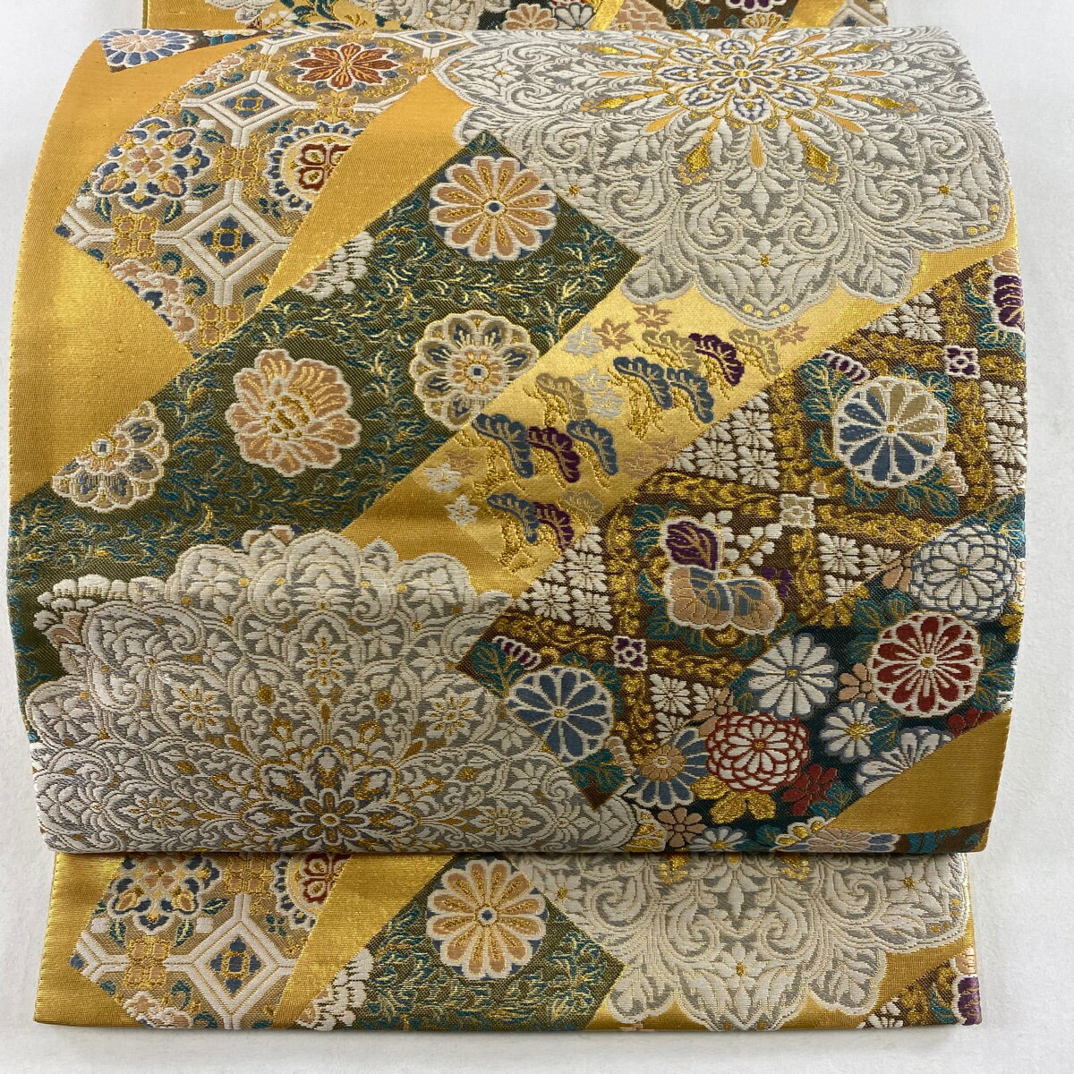 袋帯 美品 秀品 熨斗目更紗華文 金糸 箔 金色 六通 正絹 【中古】